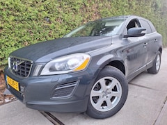 Volvo XC60 - 2.0 T5 Momentum