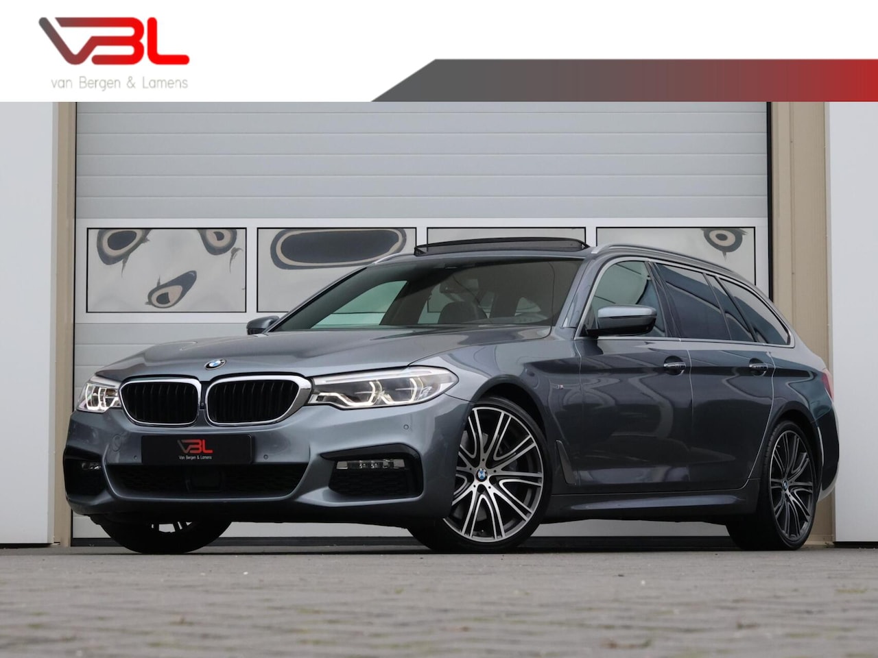 BMW 5-serie Touring - 540i xDrive High Executive M-sport | Soft close - AutoWereld.nl