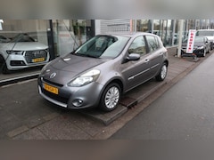 Renault Clio - 1.2 Collection NAVIGATIE/ ACHTERUIT RIJ CAMERA, CARPLAY