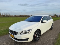 Volvo V60 - 2.0 T3 Polar+ Dynamic Xenon- Led