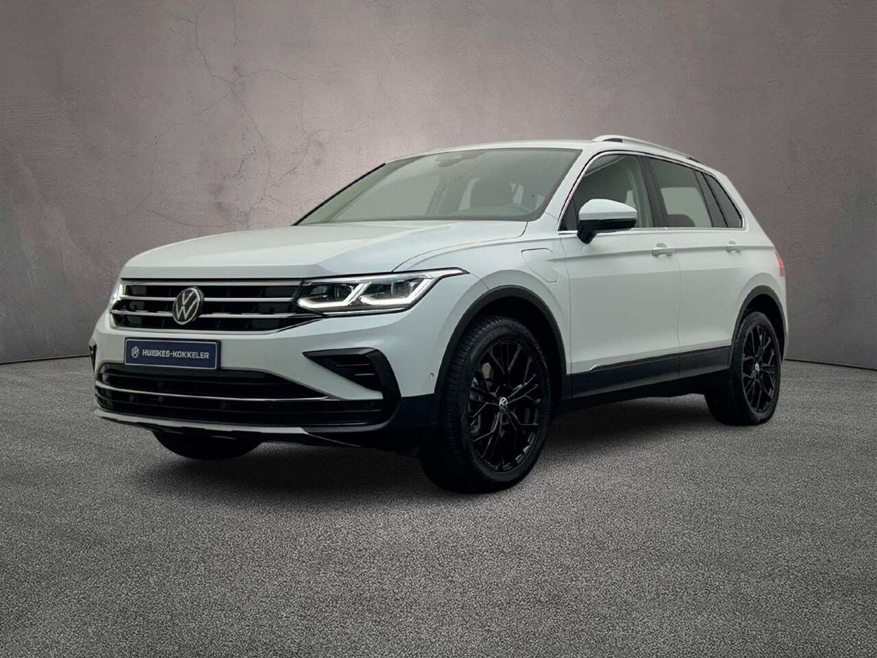 Volkswagen Tiguan - Elegance 1.4 TSI eHybrid 245pk DSG Automaat Trekhaak, Adaptive cruise control, Elektrische - AutoWereld.nl