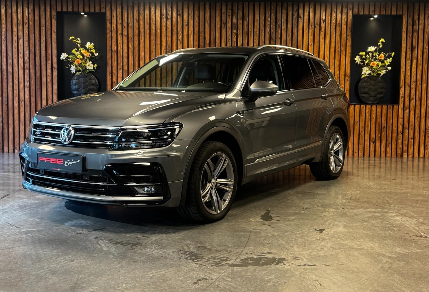 Volkswagen Tiguan Allspace - 2.0 TSI 4Motion Highline Business R 7p.R-Line/Leer/Elektrische Stoelen Memory/Camera/winte - AutoWereld.nl
