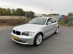 BMW 1-serie - 116i Corporate ZO INGERUILD ZO WEG PRIJSJE