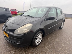 Renault Clio - 1.4-16V Exception Airco Cruise Halfleder 1Eigenaar Velg