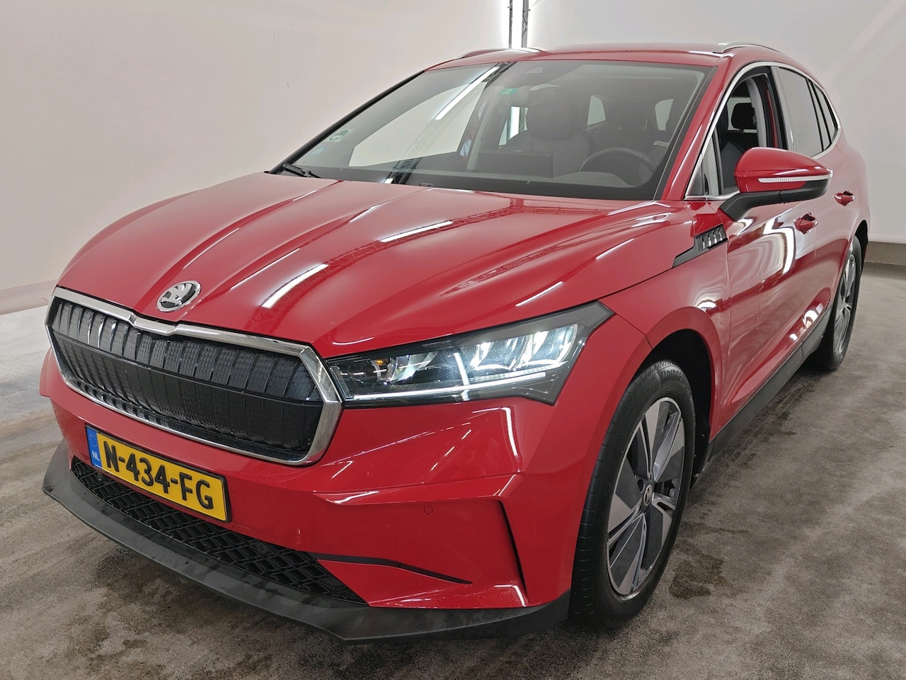 Skoda Enyaq iV - 80 204pk | SOH 93% | Trekhaak | Assistentie | Klimaat | Comfort | ACC | Stoelverwarming | - AutoWereld.nl
