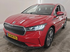 Skoda Enyaq iV - 80 204pk | SOH 93% | Trekhaak | Assistentie | Klimaat | Comfort | ACC | Stoelverwarming |