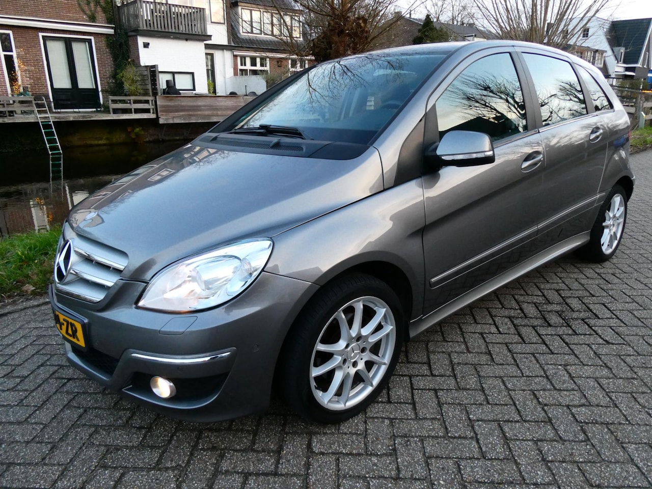 Mercedes-Benz B-klasse - 200 136pk Airco Navi Trekhaak 1500kg. 2e eig. - AutoWereld.nl