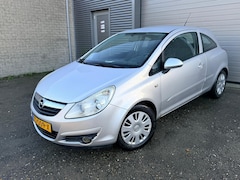 Opel Corsa - 1.2-16V Essentia