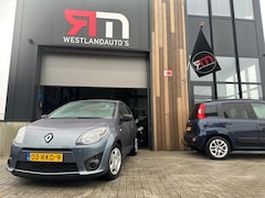 Renault Twingo - 1.2-16V Collection ECO 2 / zuinig/nw-APK/ airco/ NAP/ isofix/ dealer-ondh 2 sleutels/nette