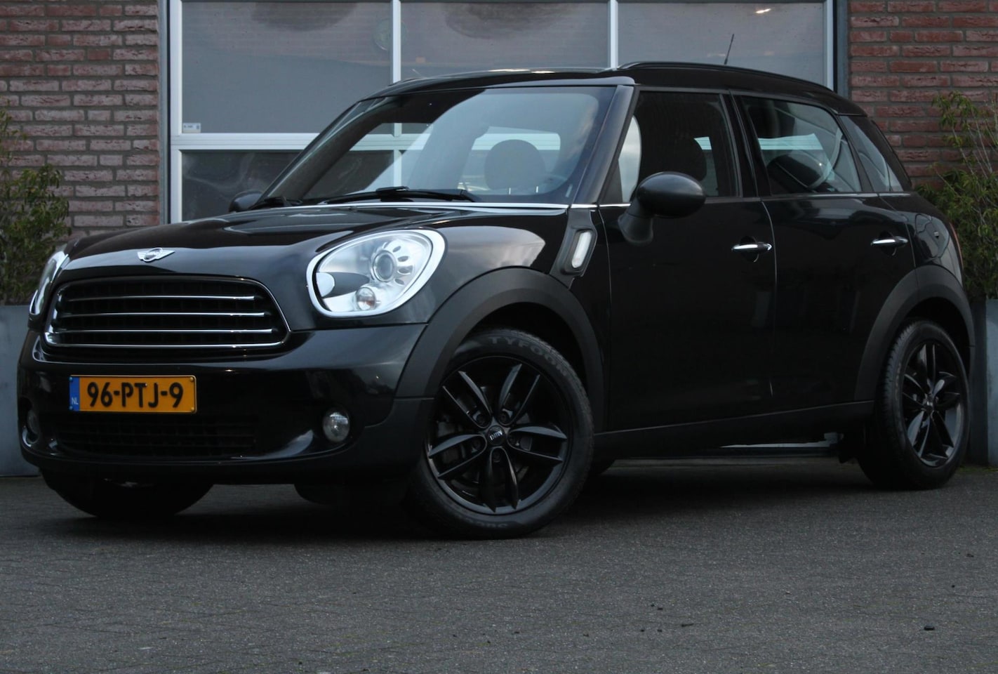 MINI Countryman - Mini 1.6 Cooper Pepper / Automaat - AutoWereld.nl