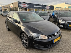 Volkswagen Golf - 1.2 TSI Connected Series(st-bekr, clima, 5drs, cruise, bj16, 7999, -)