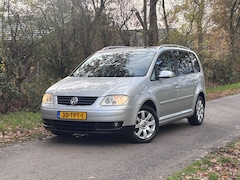 Volkswagen Touran - 2.0-16V FSI Trendline | Airco + Cruise