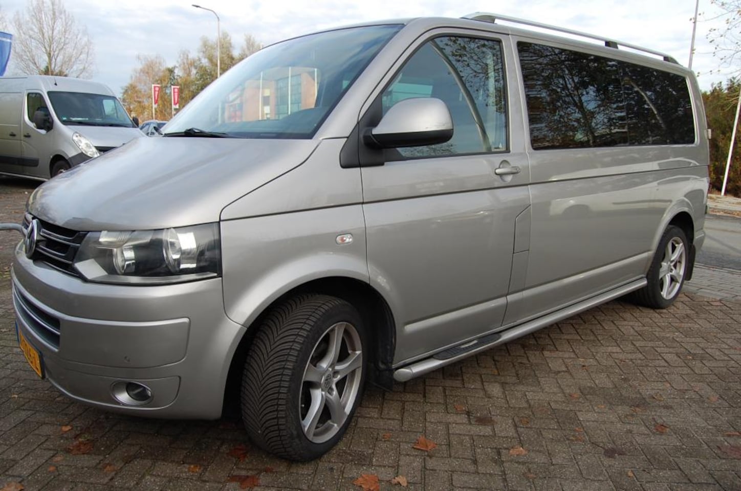 Volkswagen Transporter - 2.0 TDI L2H1 Dubb Cab. 180PK Comfortline-Airco-Navi-Trekhaak-PDC-Camera - AutoWereld.nl