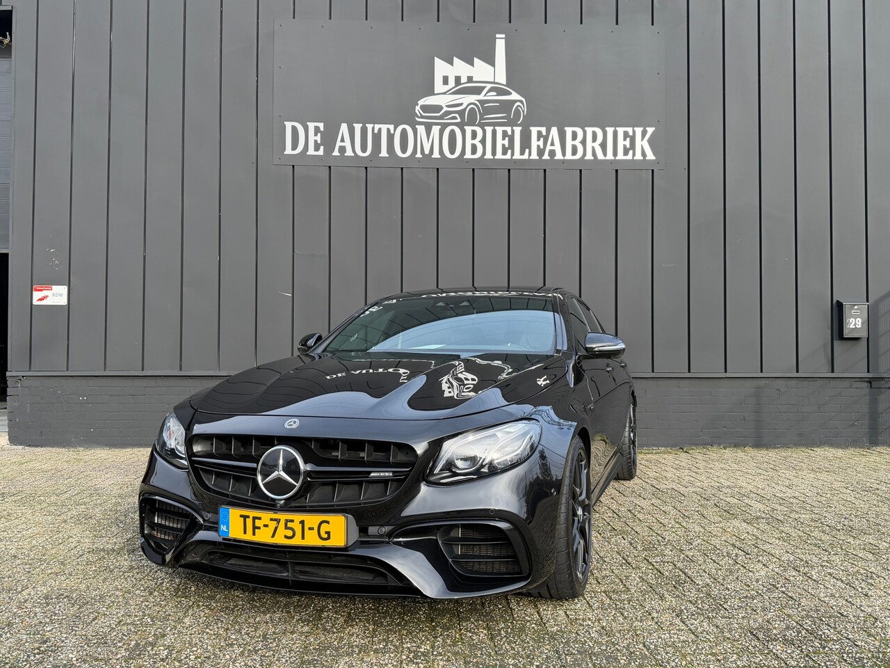 Mercedes-Benz E-klasse - AMG 63 S 4MATIC Premium Plus keramische remmen Burmester 3D - AutoWereld.nl