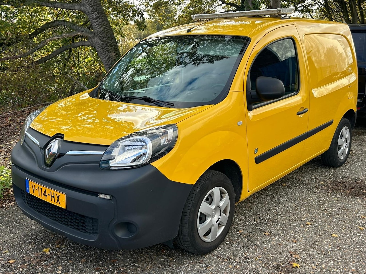 Renault Kangoo - Incl koop accu Elektrisch, airco, cruise, radio, pdc achter, ledbalk + flitsers - AutoWereld.nl