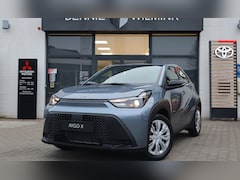 Toyota Aygo X - Hybrid 115 play | Camera | Apple/Android Carplay