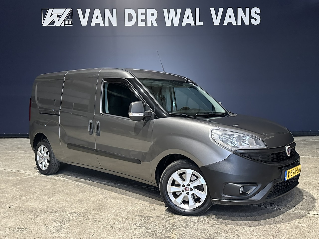 Fiat Doblò Cargo - 1.6 MJ 120pk **MARGE, geen BTW** L2H1 Euro6 Airco | 3-Zits | Camera | Trekhaak | Cruisecon - AutoWereld.nl