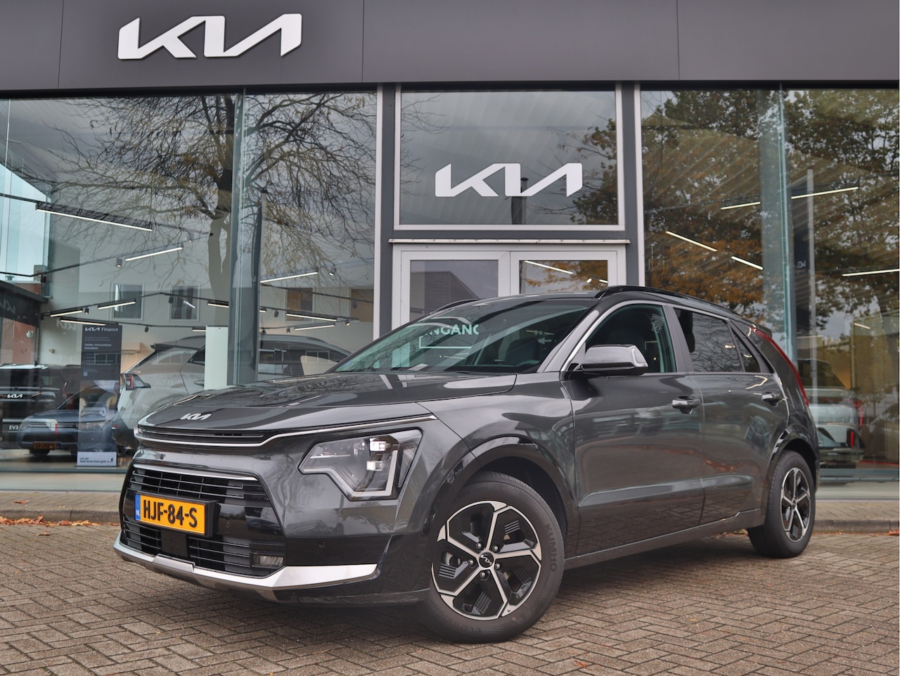 Kia Niro - 1.6 GDi Hybrid DynamicPlusLine | Leder | Stoelverwarming | Navigatie | Camera | Adaptieve - AutoWereld.nl
