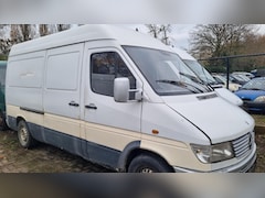 Mercedes-Benz Sprinter - 208D 312D 1999 MANUEEL LANG HOOG GERMANY CAR
