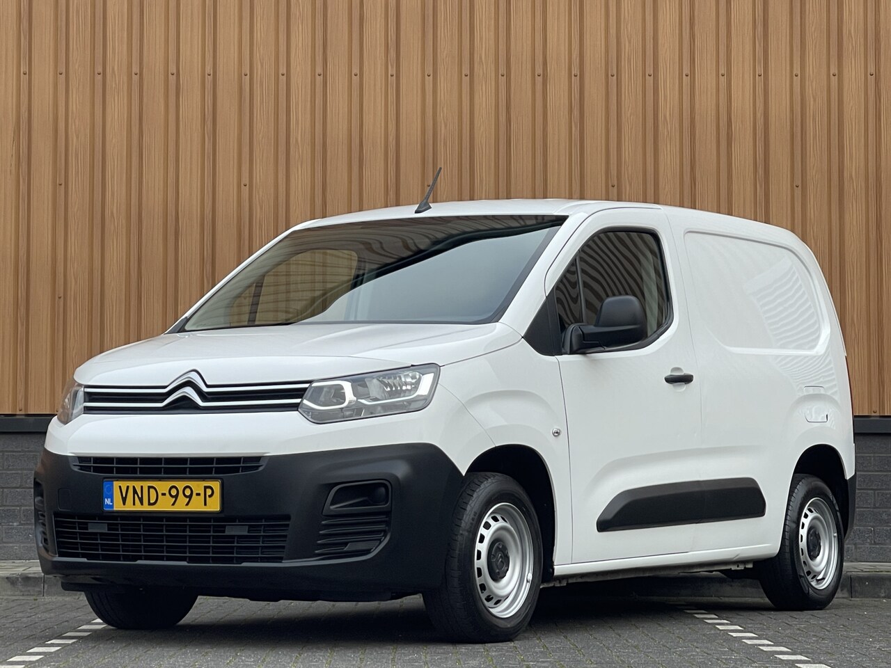 Citroën Berlingo - 1.5 BlueHDI Control | Origineel Nederlands | Nap | Automatische Verlichting | Radio | Blue - AutoWereld.nl