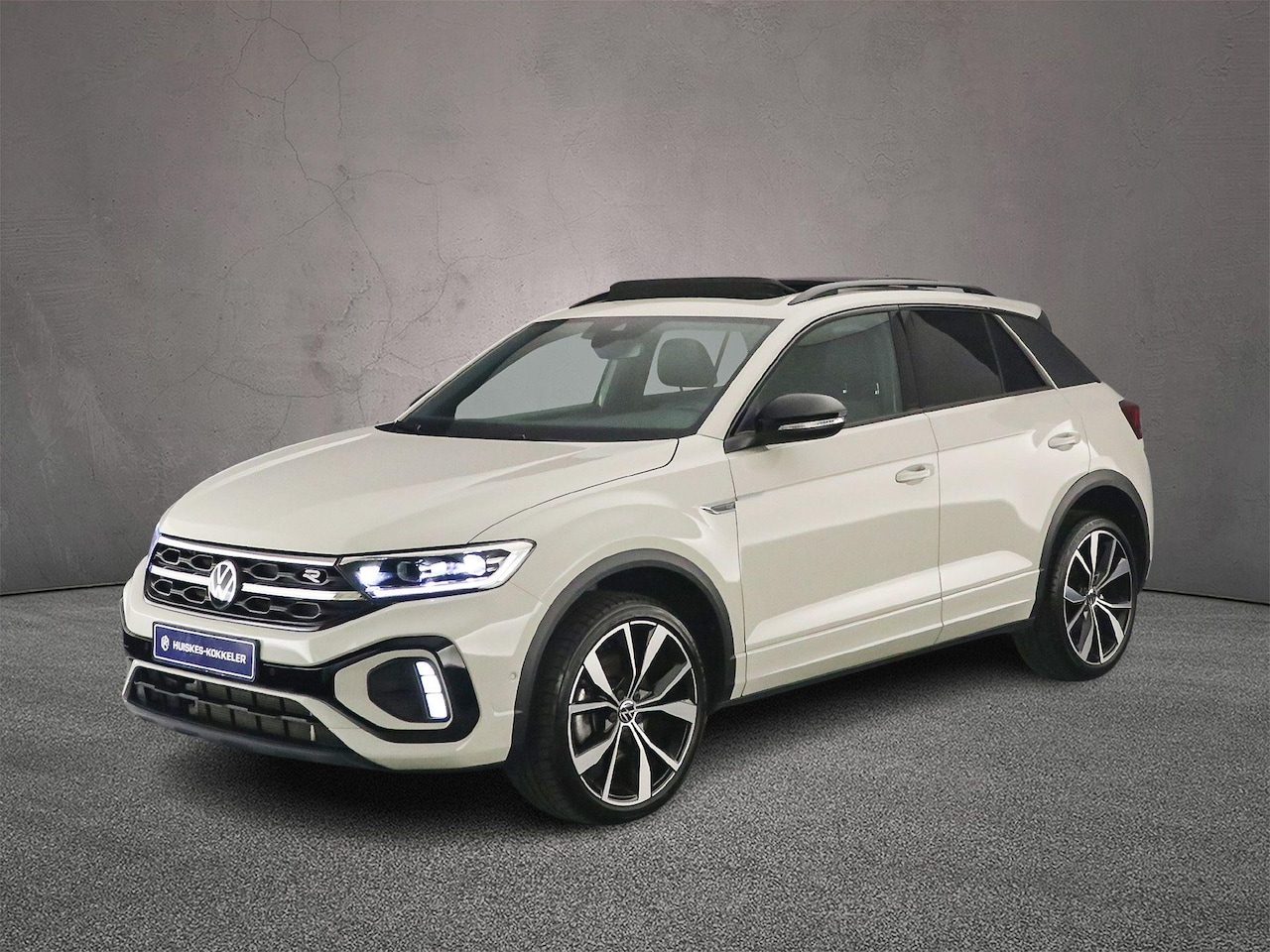 Volkswagen T-Roc - R-Line 1.5 TSI 150pk DSG Automaat Panoramadak, Black Style, Adaptive cruise control, Achte - AutoWereld.nl