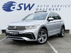 Volkswagen Tiguan - 1.4 TSI eHybrid R-Line Bns | Pano | ACC | Matrix LED | Winter Pack | Camera