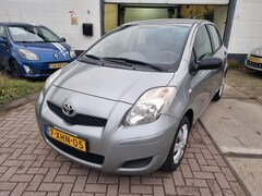 Toyota Yaris - 1.0 VVTi Cool