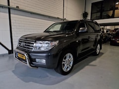 Toyota Land Cruiser V8 - LandCruiser 4.5 V8 Grijskenteken