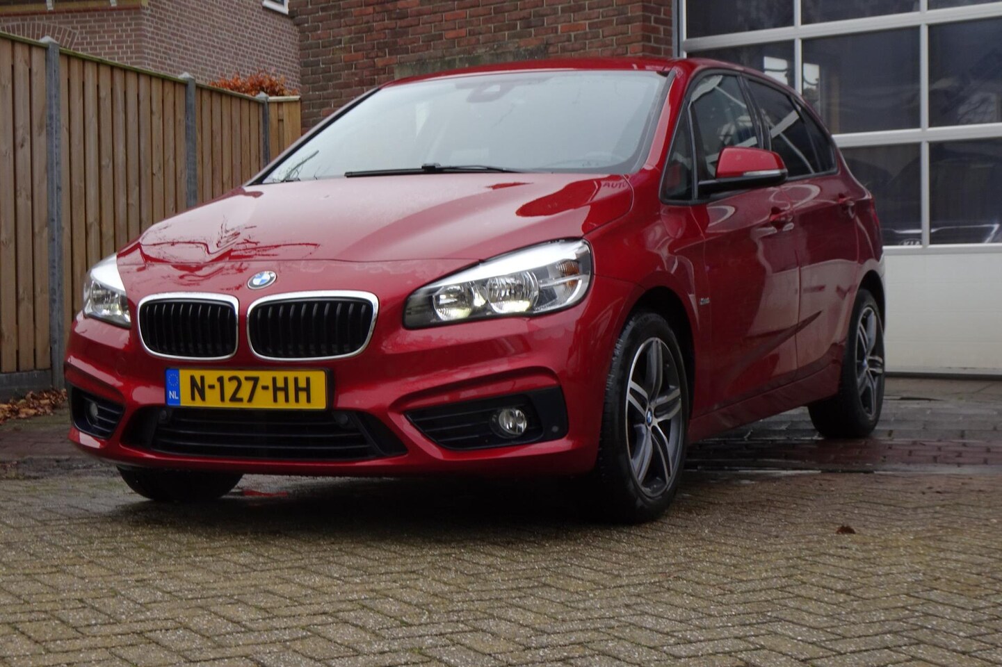 BMW 2-serie Active Tourer - 218i High Executive automaat - AutoWereld.nl