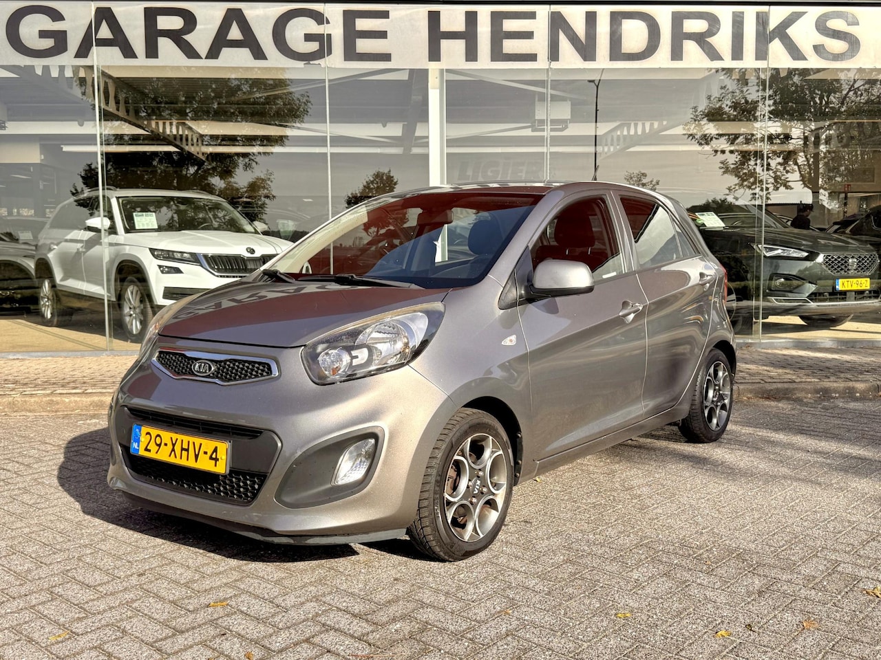 Kia Picanto - 1.2 CVVT ISG Comfort Pack | Elktr. Ramen V+A | Airco | Elktr. Verstelbare Spiegels | LM ve - AutoWereld.nl