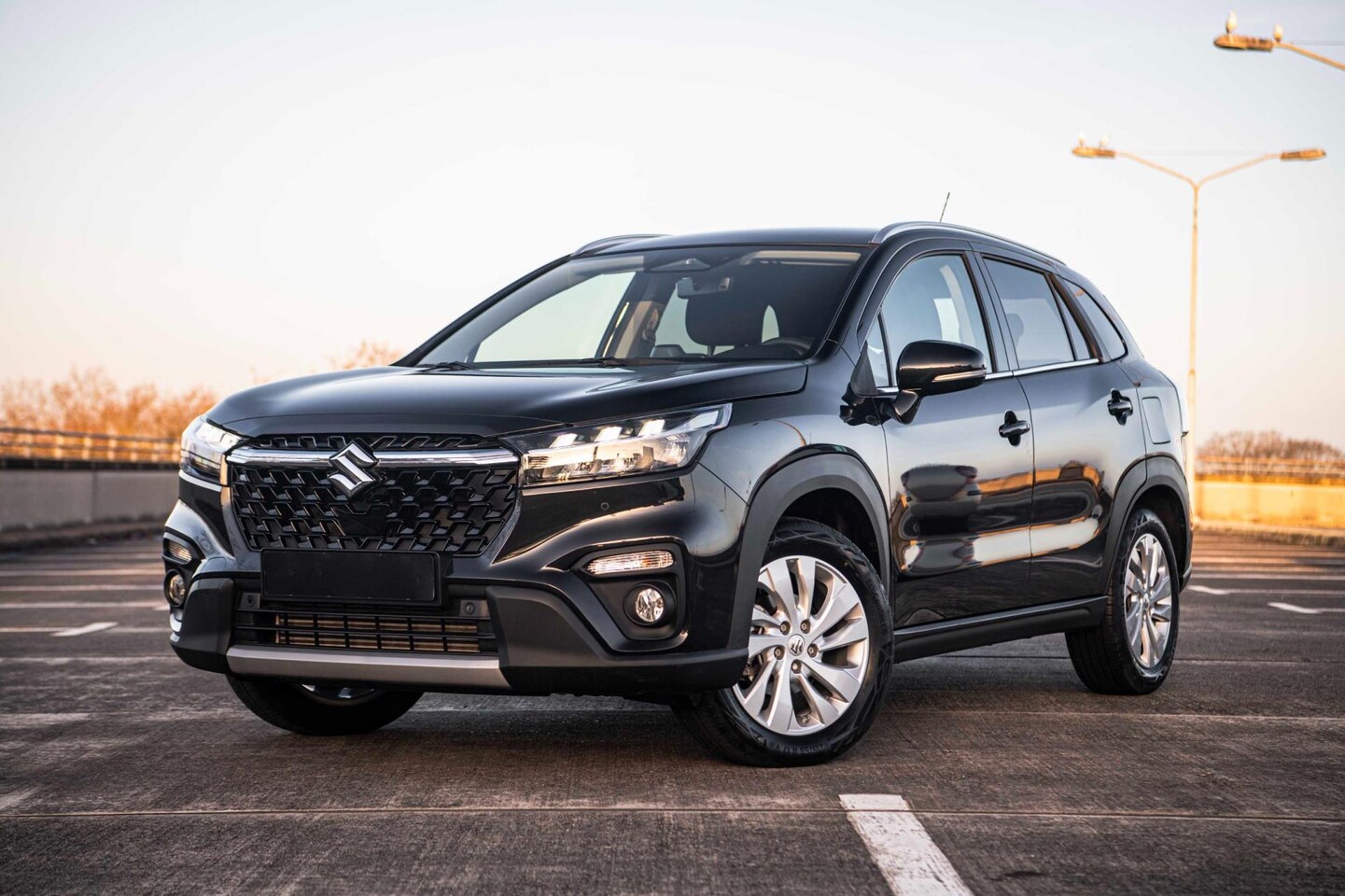 Suzuki S-Cross - | Facelift | 1.4 Boosterjet Select Smart Hybrid |Airco/Clima |Adaptive Cruise Control |Par - AutoWereld.nl