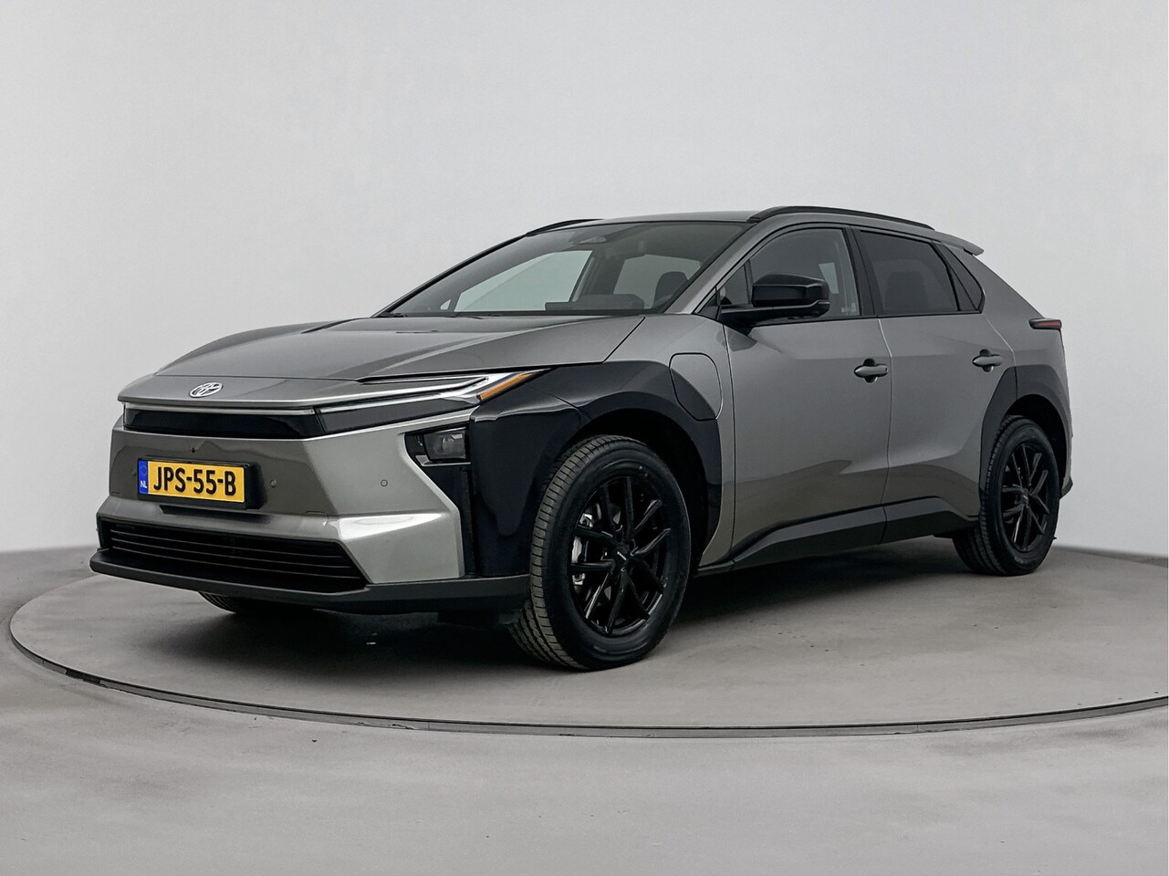 Toyota bZ4X - Executive 73 kWh *DEMO* | Apple Carplay & Android Auto | Parkeercamera | * | Direct leverb - AutoWereld.nl