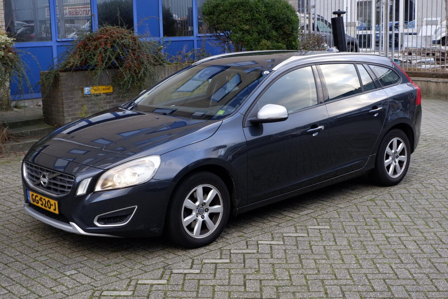 Volvo V60 - 1.6 D2 Momentum 1.6 D2 Momentum - AutoWereld.nl