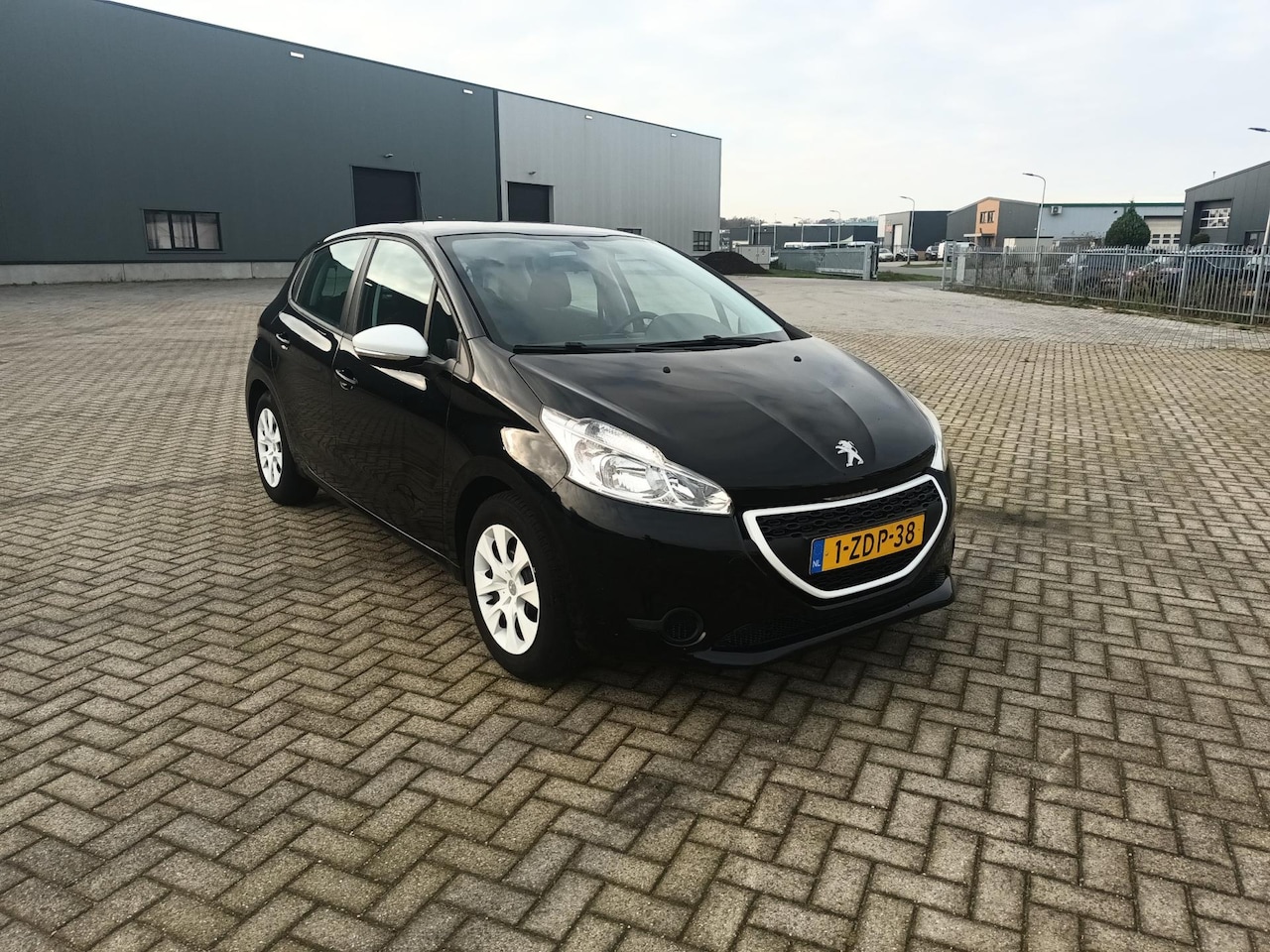 Peugeot 208 - 1.0 PureTech LIKE 1.0 PureTech LIKE - AutoWereld.nl
