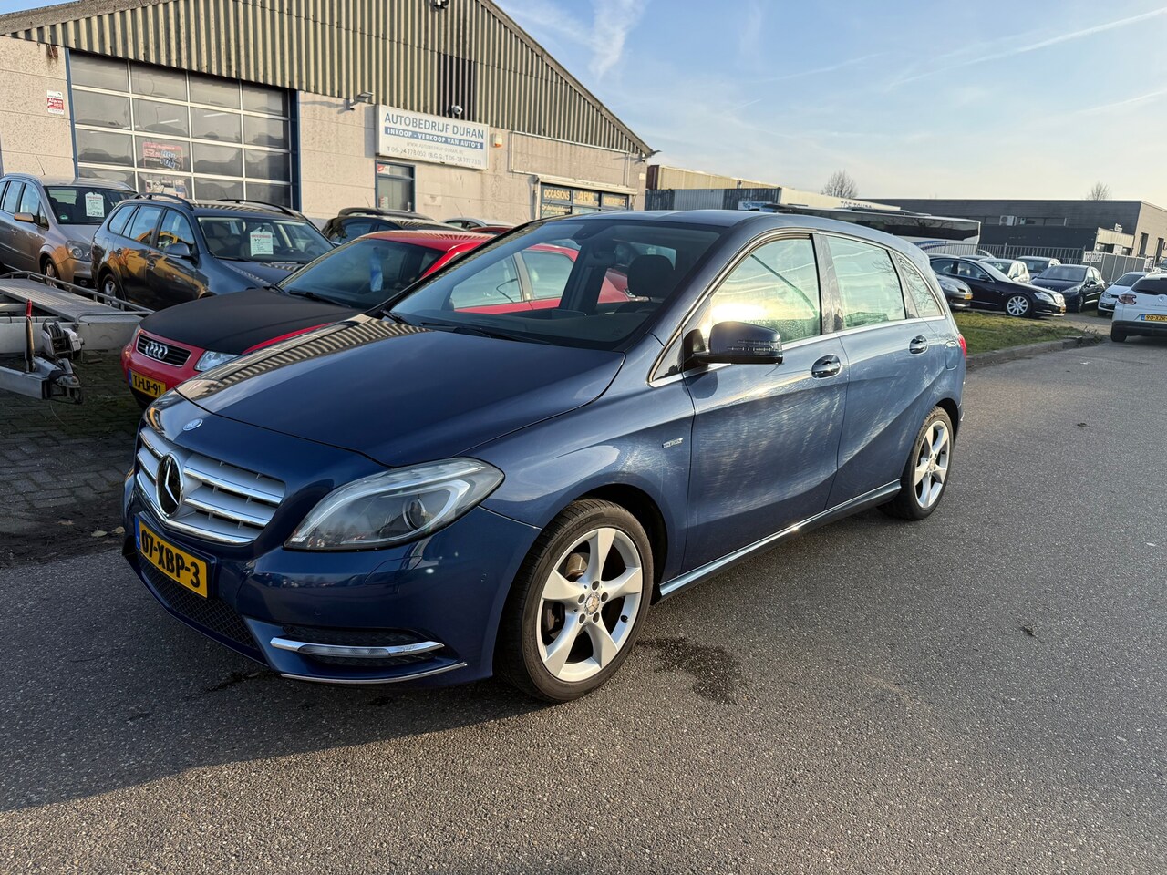 Mercedes-Benz B-klasse - 180 Ambition NAV.+ Clima Bj:2012 NAP! - AutoWereld.nl