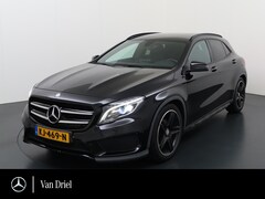 Mercedes-Benz GLA-Klasse - GLA 180 AMG line Night | Bi-Xenon Navigatie PTS