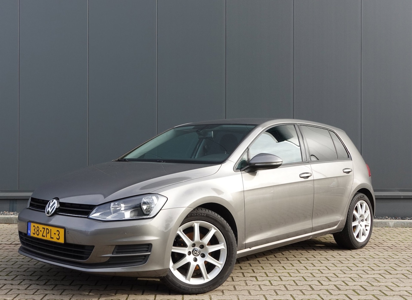 Volkswagen Golf - 1.4 TSI Comfortline 1.4 TSI Comfortline - AutoWereld.nl
