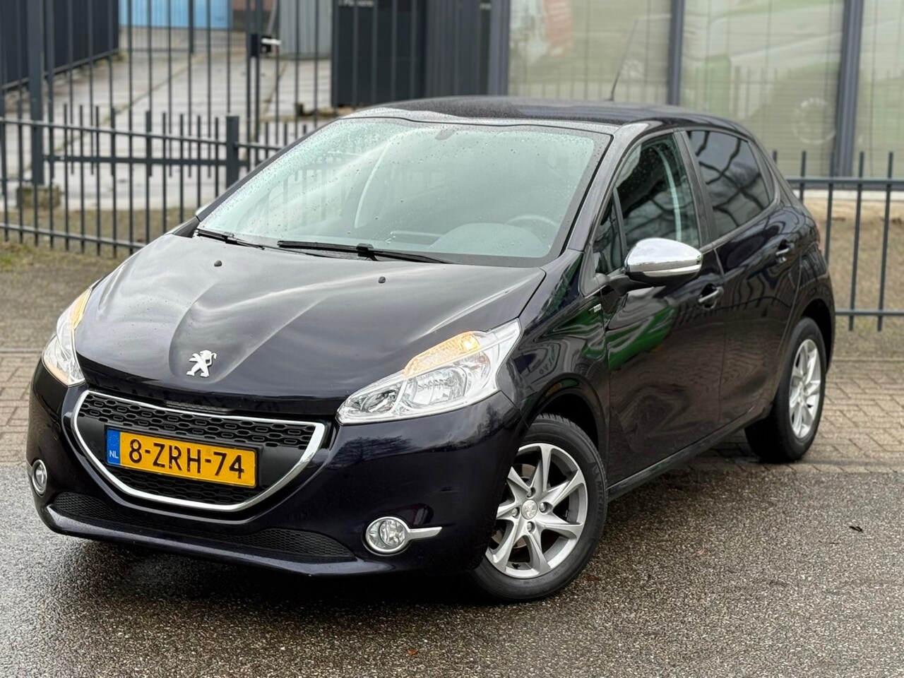 Peugeot 208 - 1.2 PureTech / Navi / Cruise / Airco / Style - AutoWereld.nl