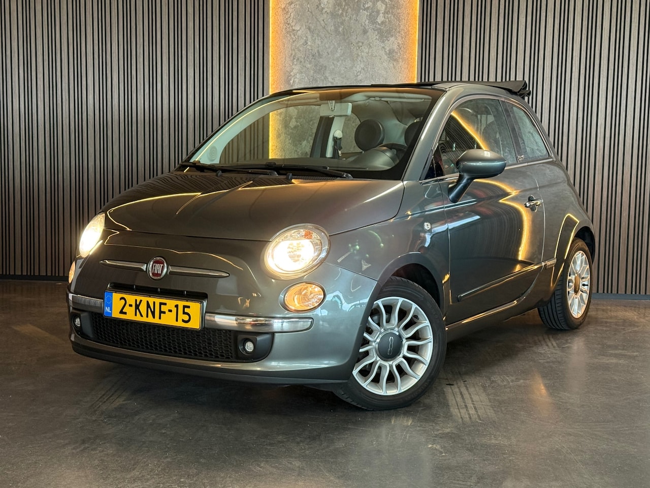 Fiat 500 C - TwinAir Lounge Cabrio | Airco | PDC | NAP | LM Velgen - AutoWereld.nl