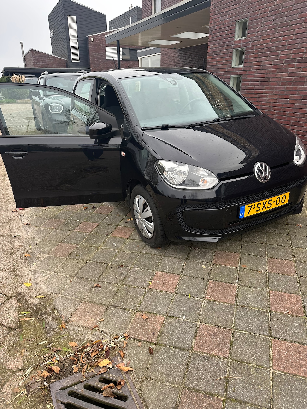 Volkswagen Up! - 1.0 move up! BlueMotion - AutoWereld.nl
