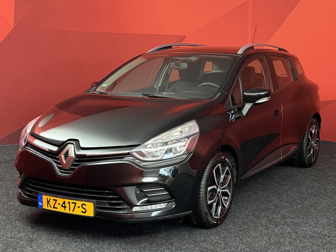 Renault Clio Estate - 1.5 dCi Ecoleader Zen | Cruise | Navi | Airco | APK 15-02-2027 - AutoWereld.nl