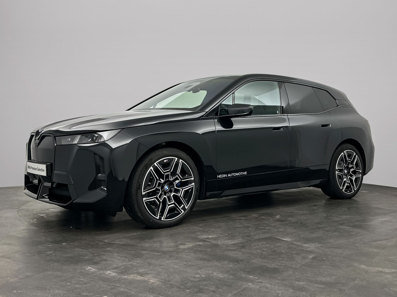 BMW iX - xDrive45 101 kWh | Luchtvering | Sky Lounge | Innovation Pack | Harman Kardon | Warmte Com - AutoWereld.nl