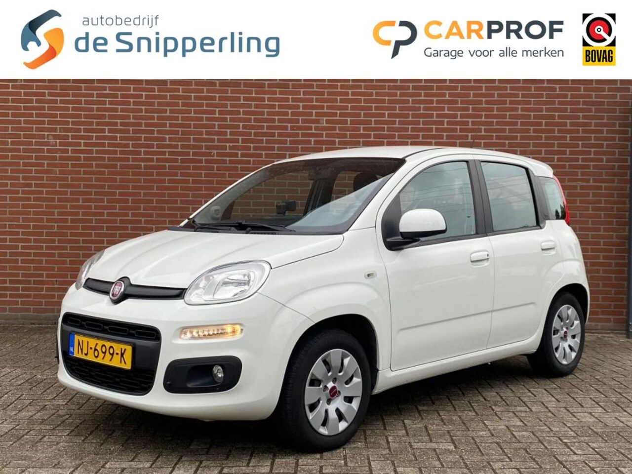 Fiat Panda - 0.9 TWINAIR LOUNGE AUTOMAAT PDC AIRCO BLUETOOTH - AutoWereld.nl