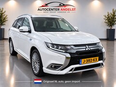 Mitsubishi Outlander - 2.4 PHEV Intense, Aut, Cam, Stoelverw, Carplay, Cruise, Keyless, 1e eig afk, Geen import,