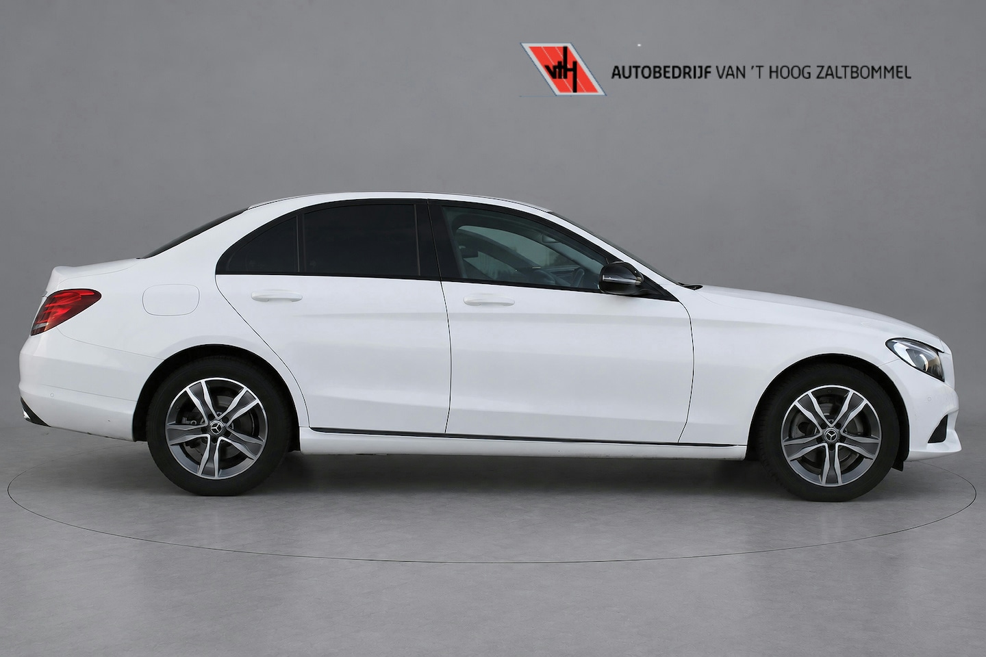 Mercedes-Benz C-klasse - 180 AUT9 Avantgarde NIGHT PAKKET NAVI CAMERA TREKHAAK - AutoWereld.nl