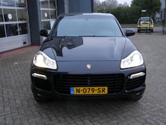 Porsche Cayenne - 4.8 Turbo automaat met leer en climate en cruise control en android radio