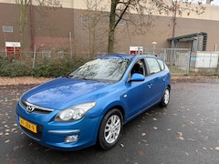 Hyundai i30 CW - 1.6i Dynamic