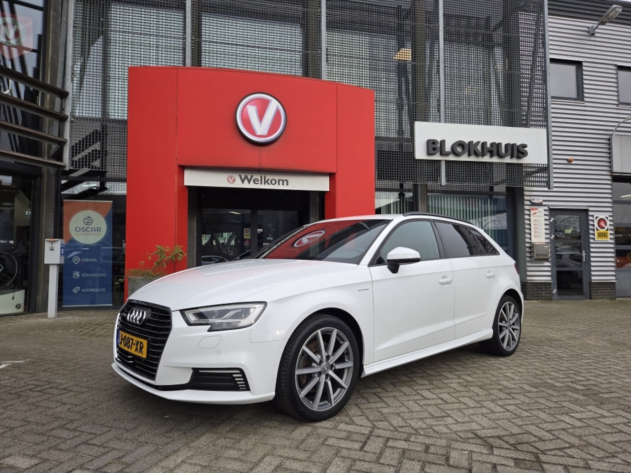 Audi A3 Sportback - 1.4 e-tron I PHEV I Navi | Carplay - AutoWereld.nl