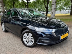 Skoda Octavia Combi - 1.0 e-TSI Ambition automaat