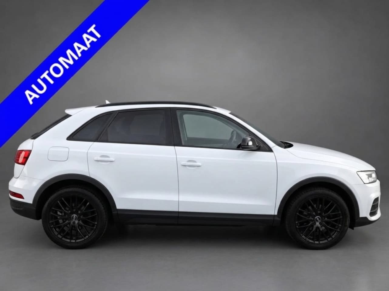 Audi Q3 - 1.4 TFSI 150 PK /S-lINE AUTOMAAT/ Trekhaak/ L.M. Winterbandenset - AutoWereld.nl
